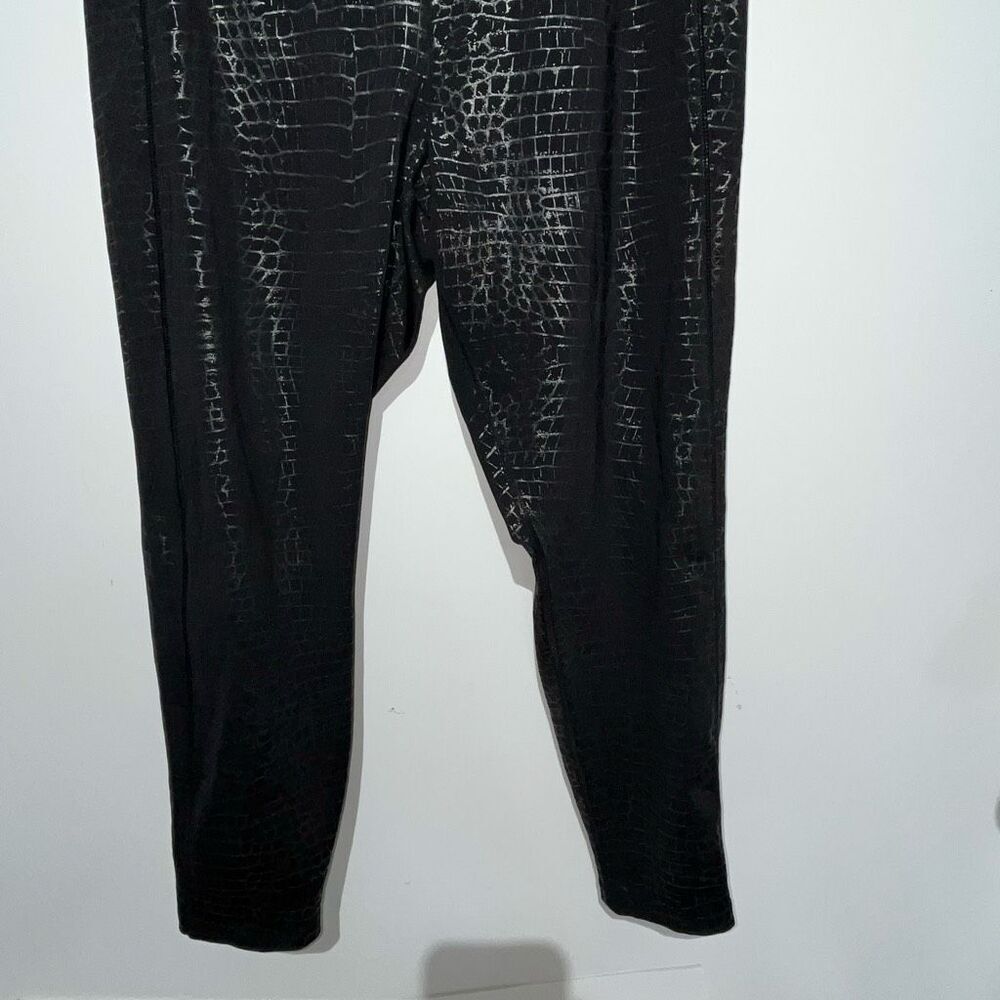 PINK Victoria's Secret Active Black Croc Shine Ultimate V High Waist Leggings XL - Picture 3 of 9